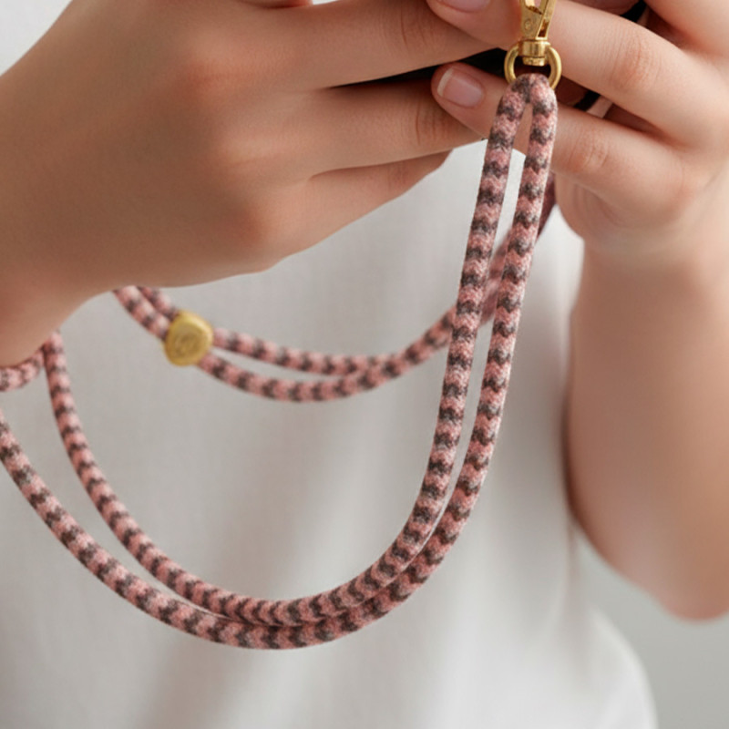 Tracolla intrecciata per il tuo cellulare thumbnail