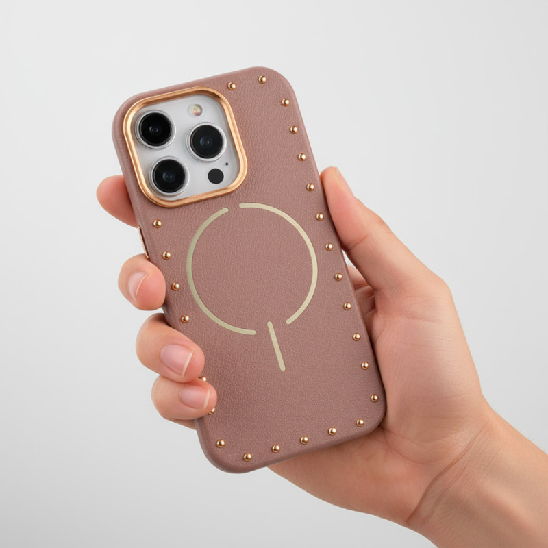 Capa Tachas Compatível com Magsafe para iPhone 13 Pro Max thumbnail