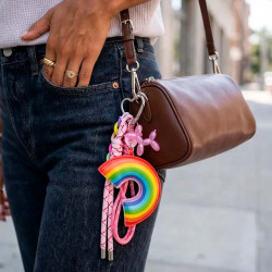 Charm Porta-chaves Arco-Íris Kawaii | La Casa de las Carcasas