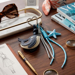 Charm Porta-chaves Baleia Kawaii | La Casa de las Carcasas