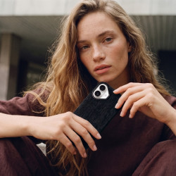 Funda Velvet para iPhone 16